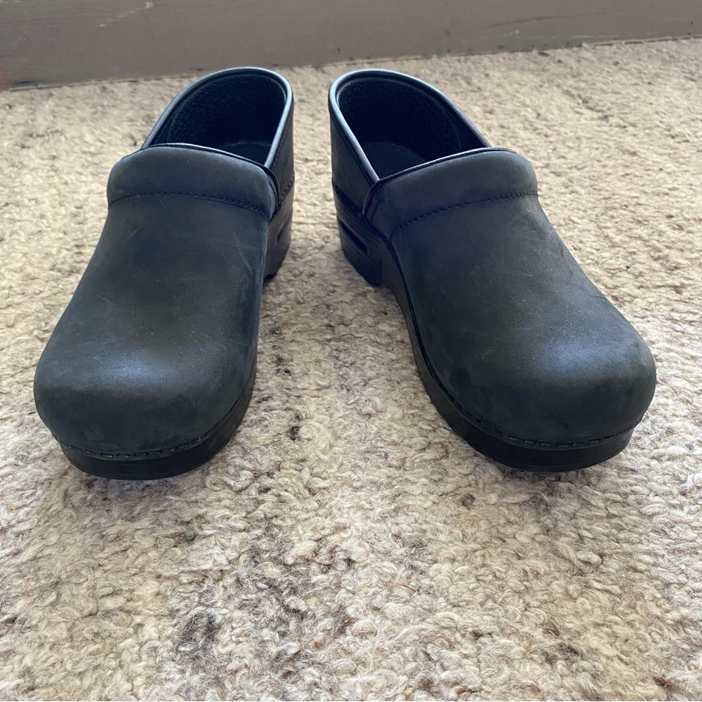 Women's, DANSKO Professional Black Oiled Clog, size 38